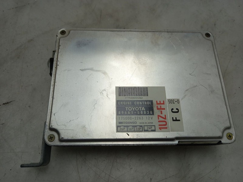 90 91 92 LEXUS LS400 ECU ENGINE CONTROL MODULE 89661-50030