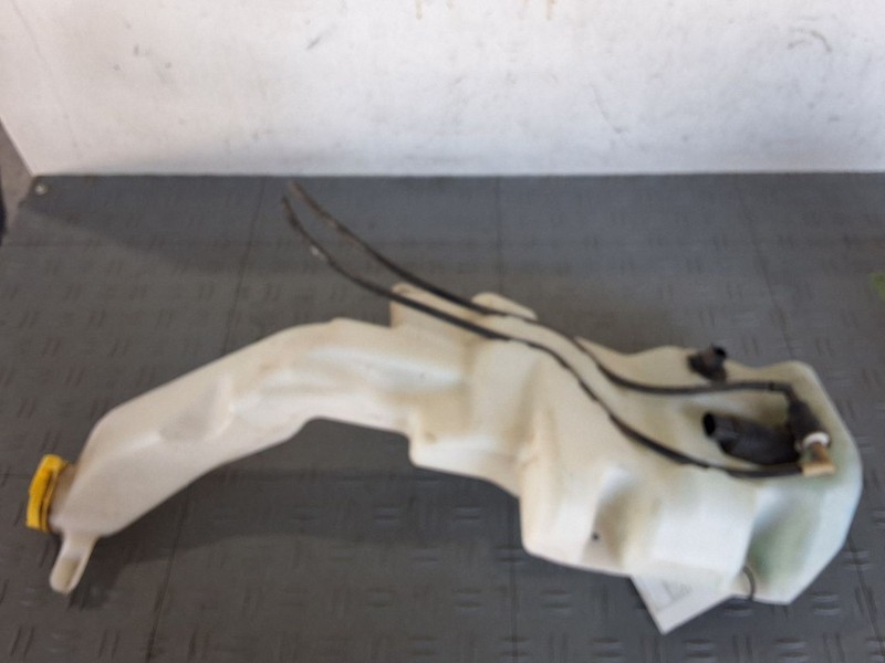 Wash Reservoir LHD Without Headlamp Washers Fits 14-18 CHEROKEE 3463510