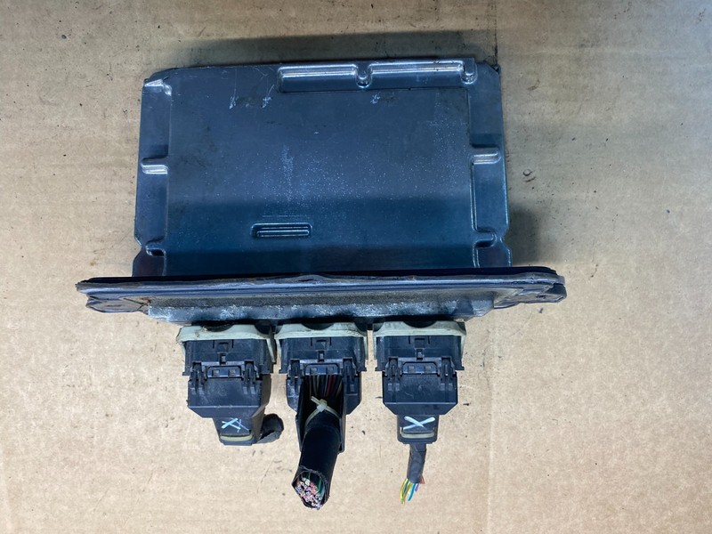 2004 Ford Explorer Engine Control Unit ECU Computer Module OEM AD7493 DG