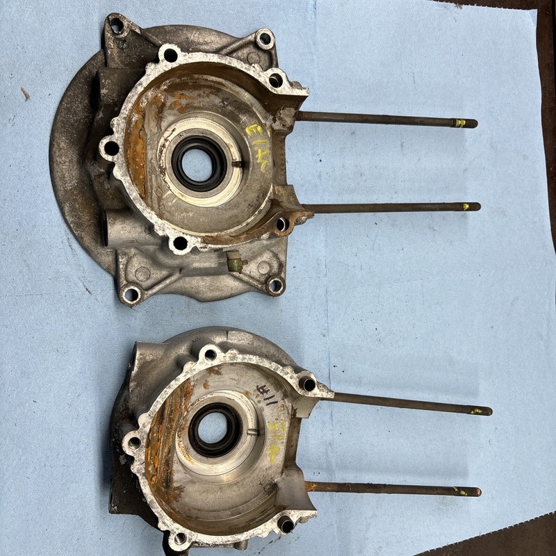 1972 Ski-dooElan 250 Vintage Snowmobile Single Cylinder Motor Crank Case # 12