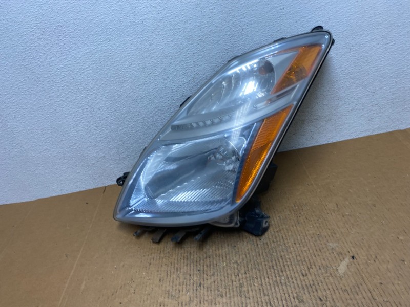 2006-2009 Toyota Prius Left Driver LH Side Blue Headlight Halogen Oem AE1452 DW