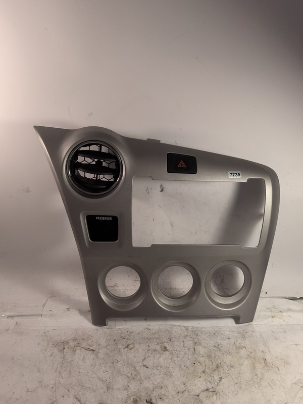 2009-12 Toyota Matrix/Pontiac Vibe OEM Radio Bezel Dash SILVER OEM
