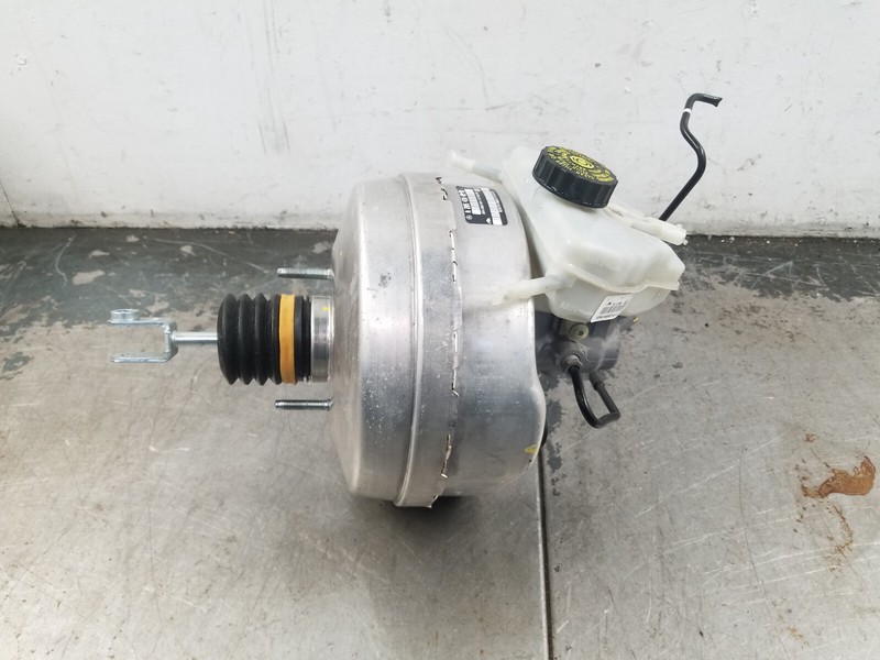 2016 Mercedes AMG C 63 S Brake Master Cylinder / Booster #3768 V2