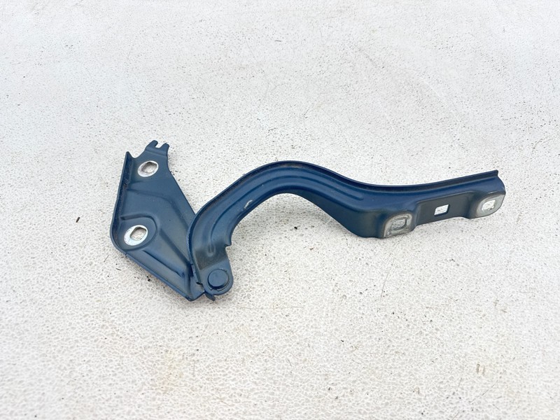 2020-2025 BUICK ENCORE GX LEFT SIDE HOOD HINGE OEM 42756087