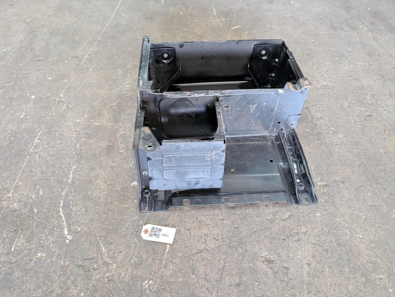 Front Right Seat Box Base 2017 Mercedes Metris 4479104800 2016 2018 2019 - 2023