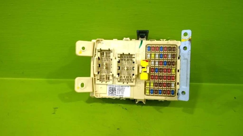 20 21 22 23 RIO JUNCTION BLOCK INTERIOR FUSE BOX OEM 3473-29