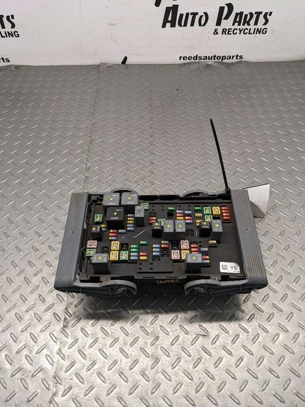 Fuse Box Engine Fits 07-09 SUBURBAN 1500 1165100