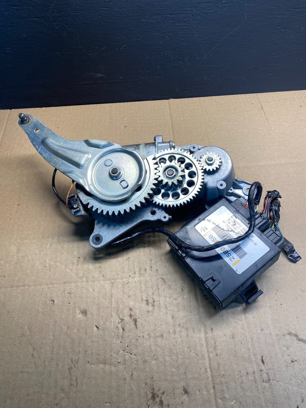 2007 2008 Acadia Enclave Escalade Suburban Liftgate Door Module Motor AB4240DG