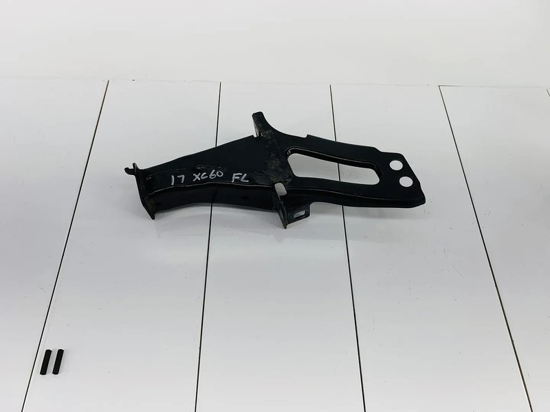 10-17 VOLVO XC60 FRONT LEFT DRIVER SIDE BUMPER EXTENSION MOUNT BRACKET OEM