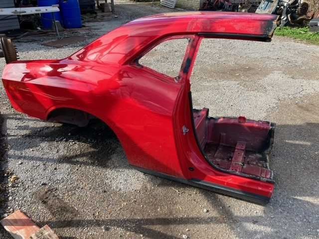 15 16 17 18 DODGE CHALLENGER RIGHT REAR QUARTER PANEL