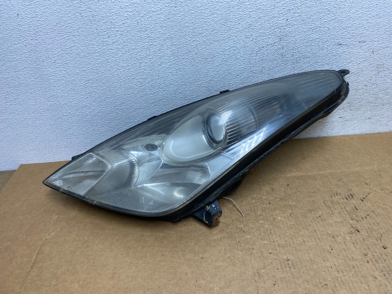 2000 to 2005 Toyota Celica Left Driver LH Halogen Headlight OEM AD4634 DW