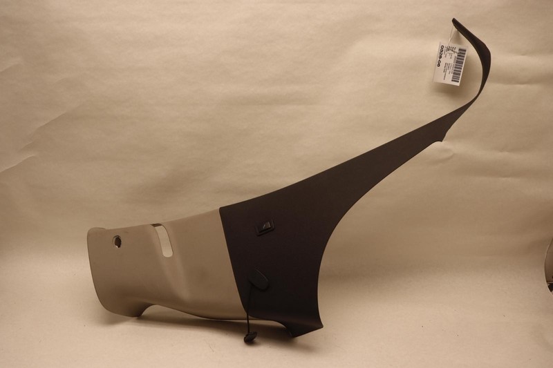 2007-2014 CHEVY SUBURBAN 1500 REAR LEFT UPPER C PILLAR TRIM COVER PANEL OEM