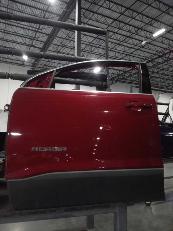 2017 GMC Acadia Left Door Red 4DR SUV Used Chipped Paint 647930