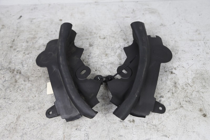 BMW G11 G12 Hood Gasket Flap Set OEM Left & Right 16-19 7347395-7347396