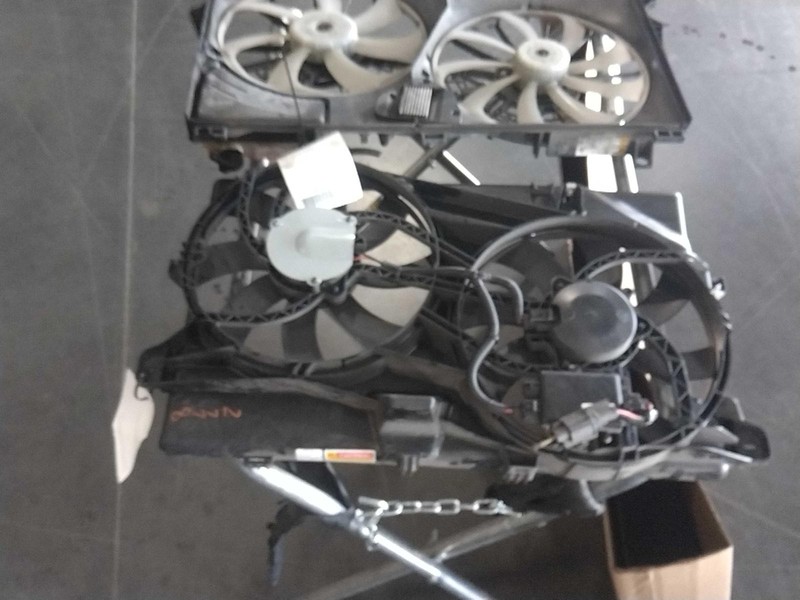 2014 Ford Edge Engine Cooling Fan Motor OEM Black 3.5L 262K Miles