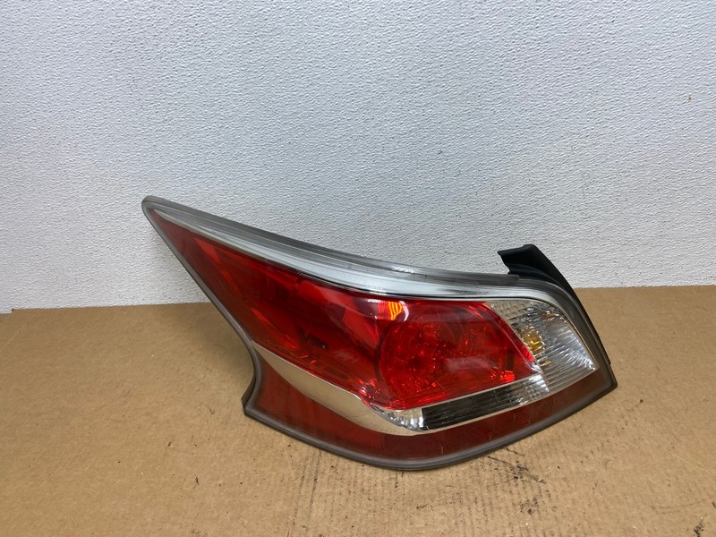 2013 2014 2015 Nissan Altima Left Driver LH Side Tail Light OEM AC2882 LK
