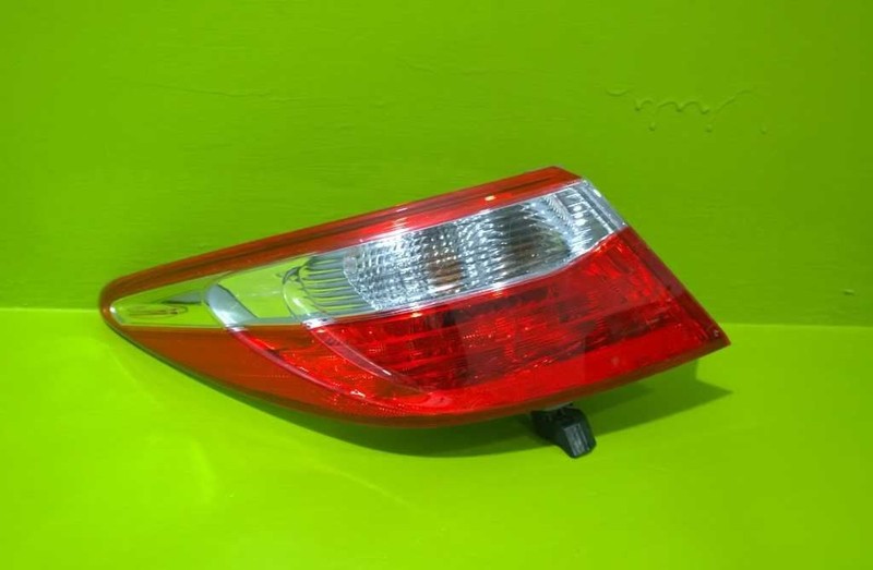 15 16 17 CAMRY DRIVER LEFT QUARTER TAILLIGHT LAMP OEM 3926-46