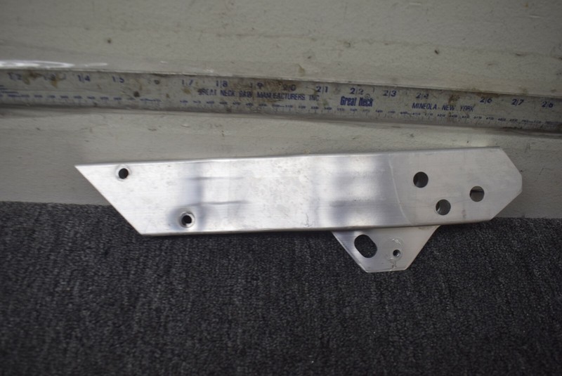 2014-2016 MERCEDES BENZ E CLASS RADIATOR SUPPORT TRIMBRACKET FACTORY OEM