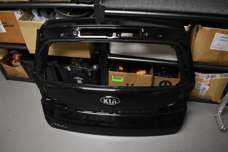 2020-2022 KIA SOUL TAILGATE FACTORY OEM
