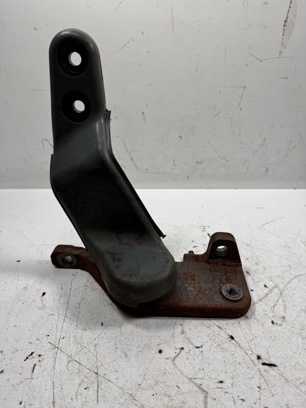 99-04 Honda Odyssey Rear Seat Bracket w/ Pivot Right Green 82290-S0X-000ZA OEM