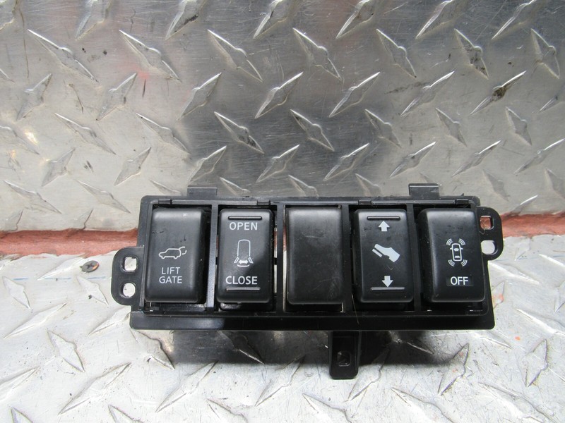 09 NISSAN ARMADA LIFTGATE PEDAL ADJUSTMENT REAR QUARTER GLASS SWITCH PANEL 5.6L