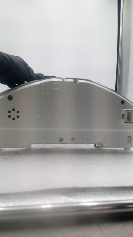 2009 Volvo 80 Series Speedometer Gauge OEM 36002581 192K Miles