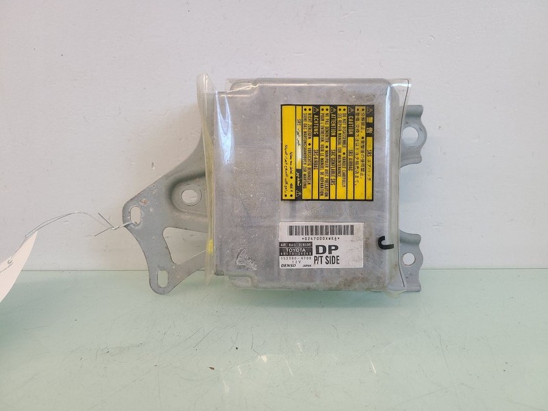 Chassis ECM SRS Under Console Fits 02-05 LEXUS SC430 582568