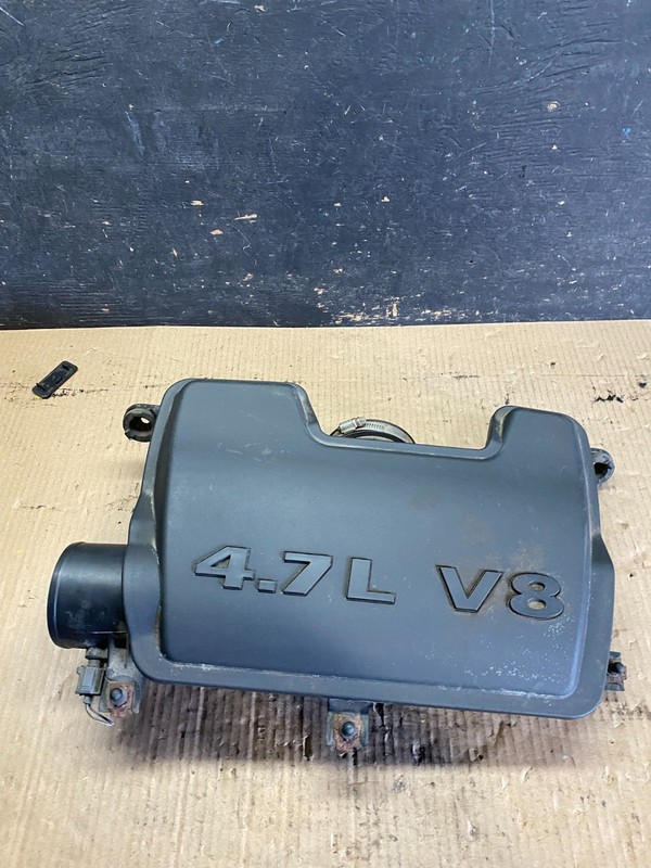 2008 2009 Jeep Commander 4.7L V8 Air Cleaner Filter Box OEM Q3247 DG