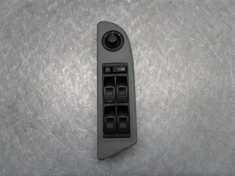 2004-2005 DODGE DURANGO DRIVER DOOR MASTER CONTROL SWITCH GRAY OEM 04602342AF