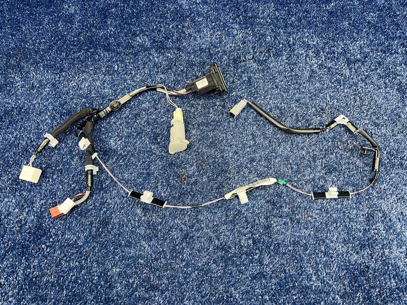 2013–2015 Lexus RX 350 Center Console Wire Harness w/ USB & Power Outlet OEM