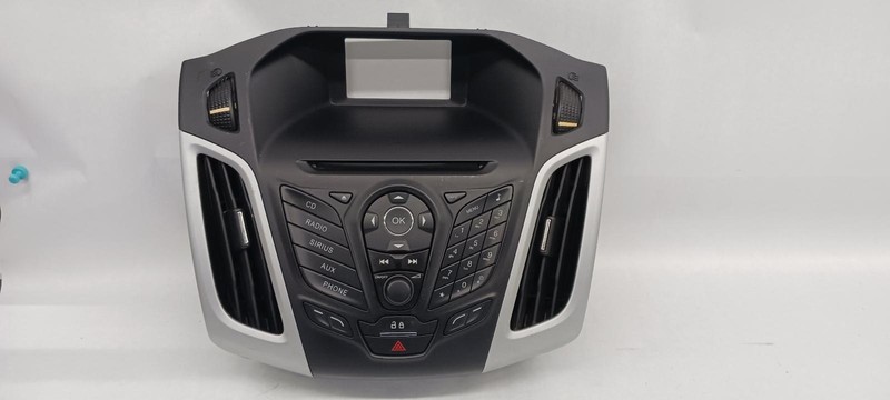12-'13 FORD FOCUS radio control panel w/o navigation w/Sync OEM 1 Year Wnty!