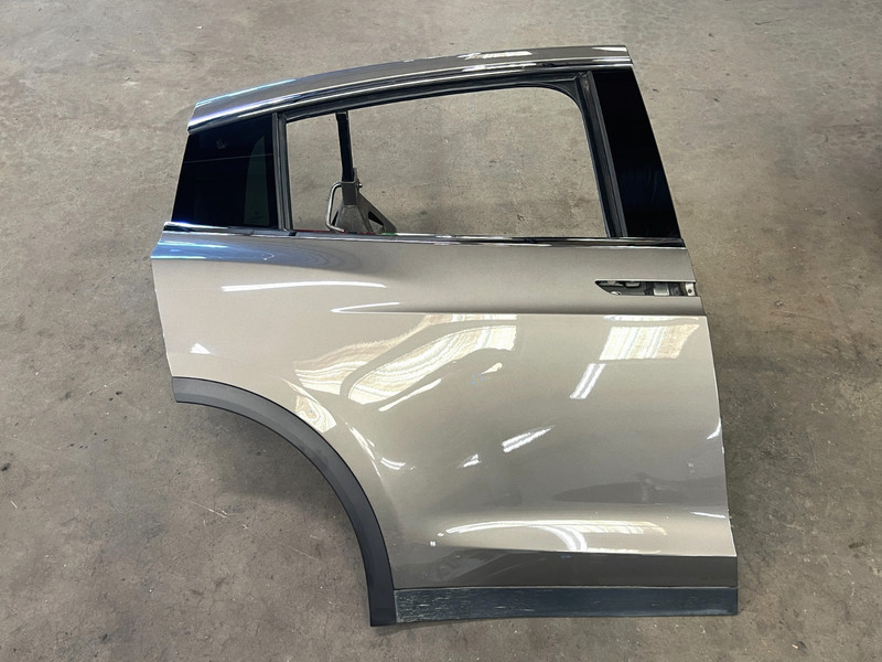 ⭐2016-2020 TESLA MODEL X REAR RIGHT FALCON DOOR SHELL COVER PANEL OEM LOT2632