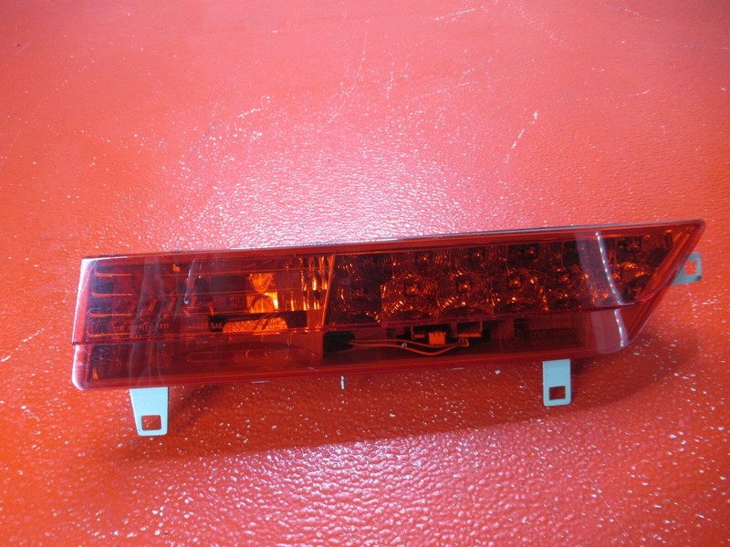 BMW E65 E66 7 Series Inner Rear Right Tail Light Housing 2002-2005 OEM