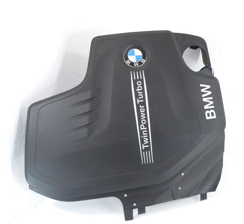 2017 2018 BMW 320i xDrive Engine Appearance Cover Panel OEM