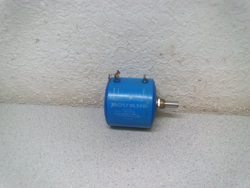 Bourns Potentiometer 3400S-001-501
