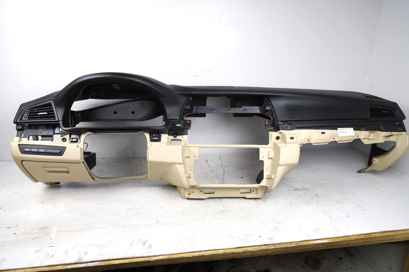 11-16 BMW F10 5 Series Dashboard Instrument Panel Veneto Beige W/ HUD & Bag OEM