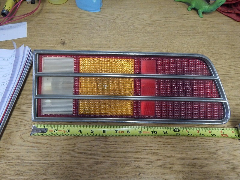 DOT AIRST77 Guide 2H RH Right Tail Light Assembly *FREE SHIPPING*
