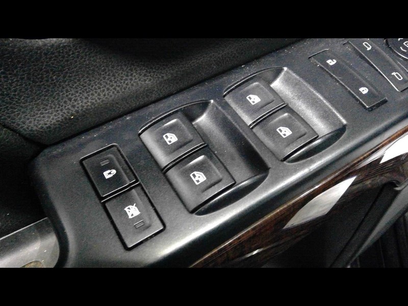 Driver Front Door Switch Driver's Window Crew Cab Fits 15-22 CANYON 1566364