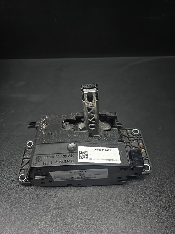 2014-2020 Maserati Ghibli Automatic Transmission Gear Shifter 6700317400 OEM