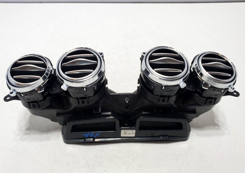 ✅ 2014-2020 OEM Mercedes W222 S550 Front Air Vent Center Console Trim