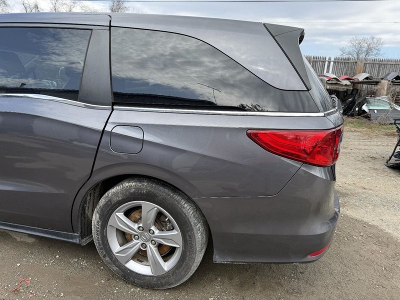 2018-2024 Honda Odyssey Left Driver Side Quarter Panel Gray