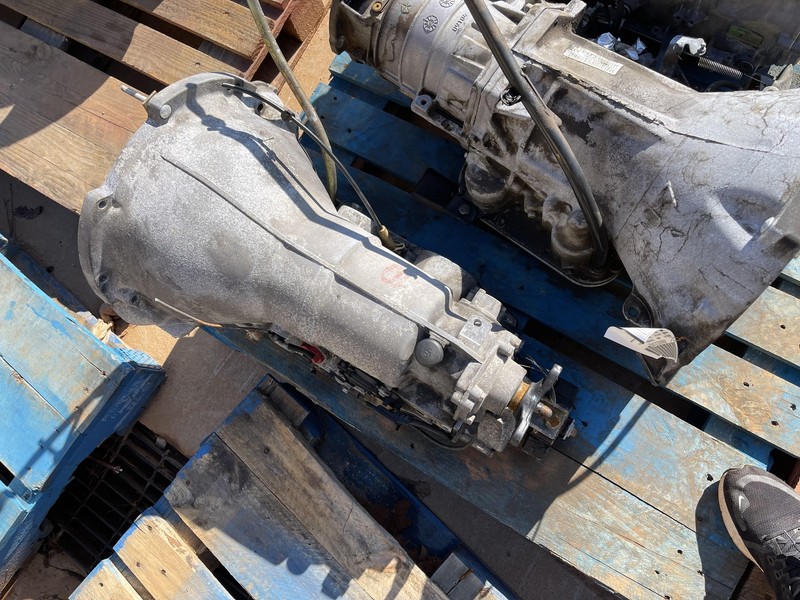 81-85 MERCEDES 380SL R107 3.8L AUTOMATIC TRANSMISSION ASSEMBLY