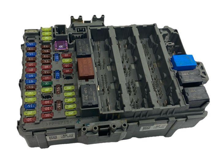 Acura RDX junction box 2016 2018 junction box fuse block relay assy OEM TX4A200