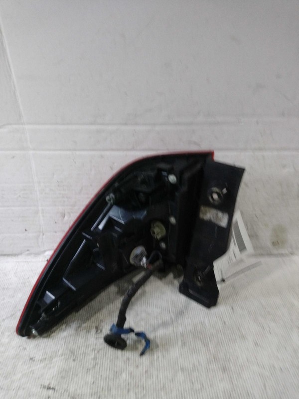 2019 Honda Passport Left Tail Light Assembly White 706763 Used 127K Miles