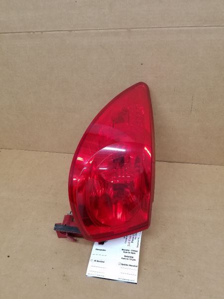 Driver Left Tail Light Quarter Panel Mounted Fits 09-12 TRAVERSE 257576