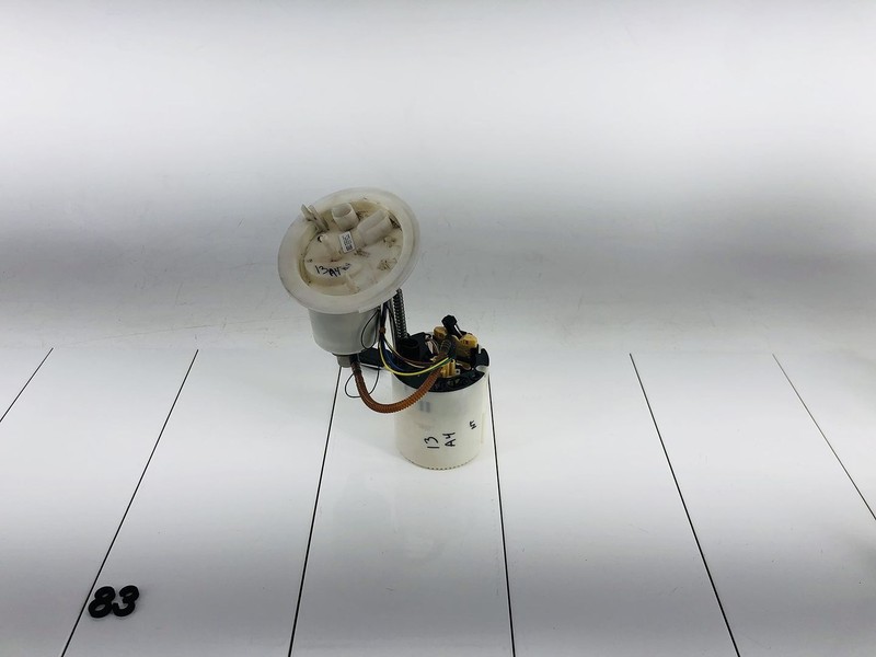 13-16 AUDI A4 QUATTRO 2.0L L4 ENGINE MOTOR FUEL TANK RESERVOIR PUMP OEM