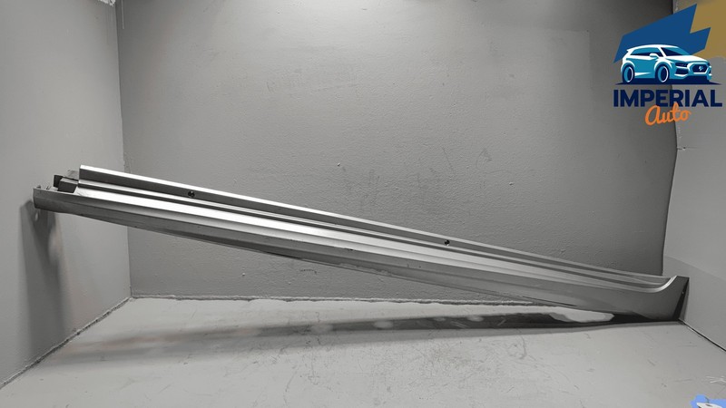 2018-2025 TOYOTA CAMRY SE XSE DRIVER SIDE SKIRT ROCKER MOLDING SILVER 1J9 OEM