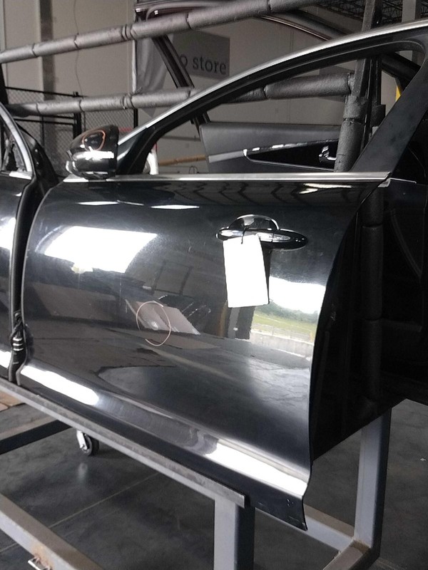2015 Jaguar XJ Left Front Door Black OEM Used Small Scratches 93k Miles