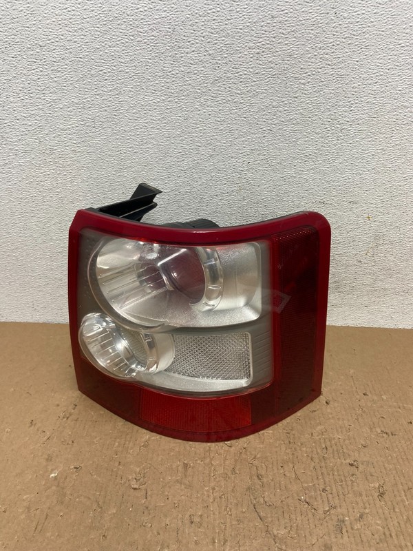 2006 - 2009 Land Rover Range Rover Sport Right Passenger Tail Light Oem AD8789