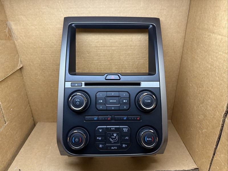 15-17 Ford Expedition Radio Climate Temperature Control Panel FL1T-18A802-EJSMQI